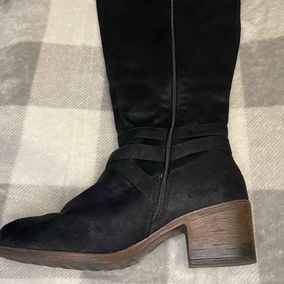 White Mountain👢Women’s Patricia boots, color black, size women’s 10 - Picture 4 of 7